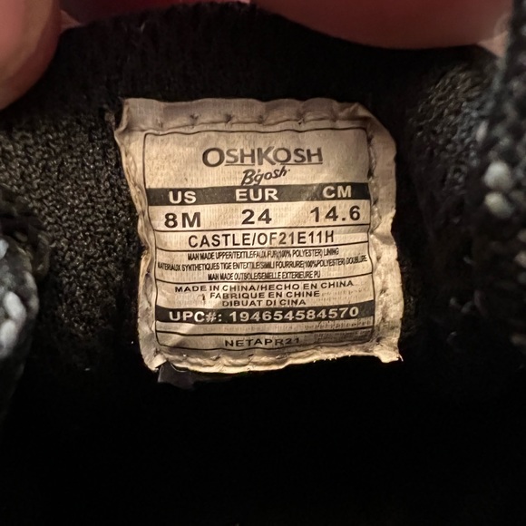 Kids shoes size 8 - Picture 4 of 5